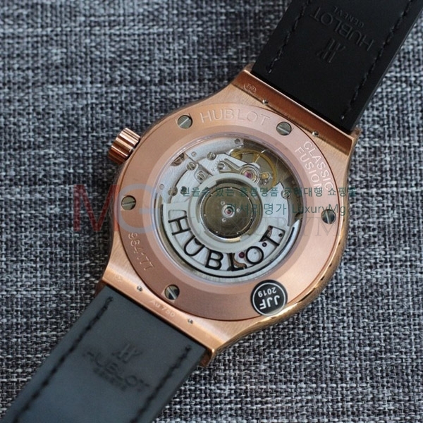   ð Hublot 565 Ŭ ǻ 5825-4