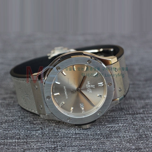   ð Ŭ ǻ 44mm 8971-1