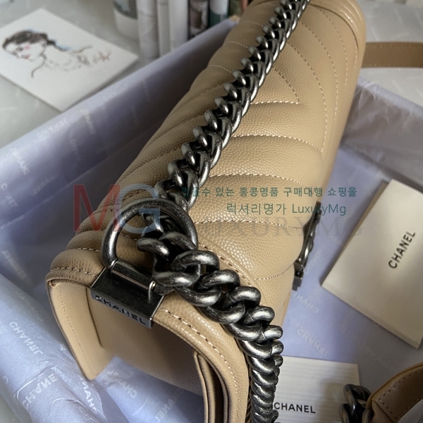 *  ̹ 67086-A22-8