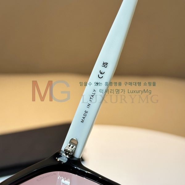 * ۶ 2CC63376-2