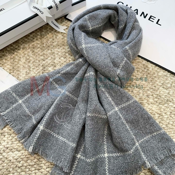 * ÷/ī CH8211505
