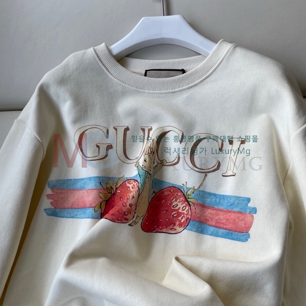     GG245135464-3