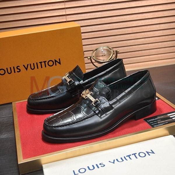 ̺   32LV86036-2