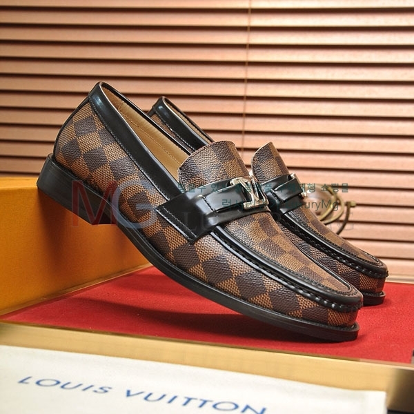 ̺   32LV86038