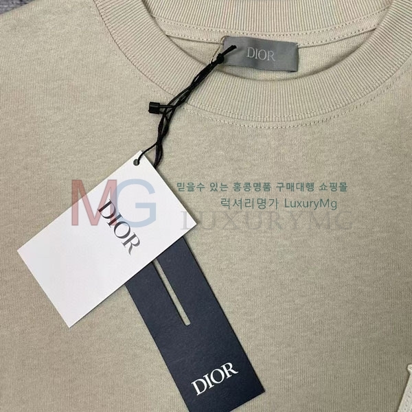  Ƽ  8DR60226