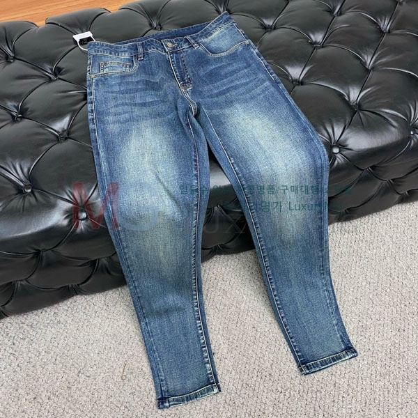 ũ  û 2KE603302