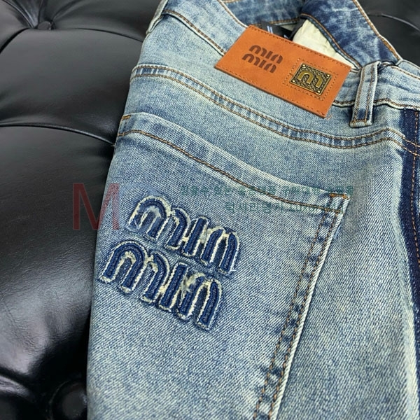 ̿̿  û 2M000036