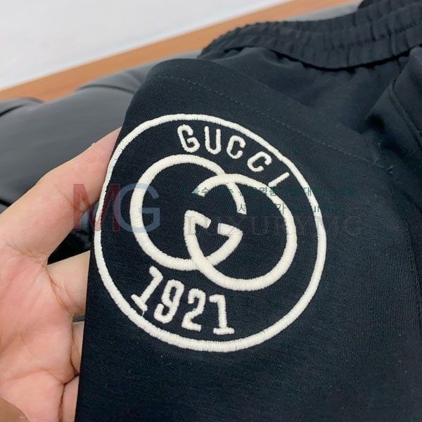    2GU8040123-1