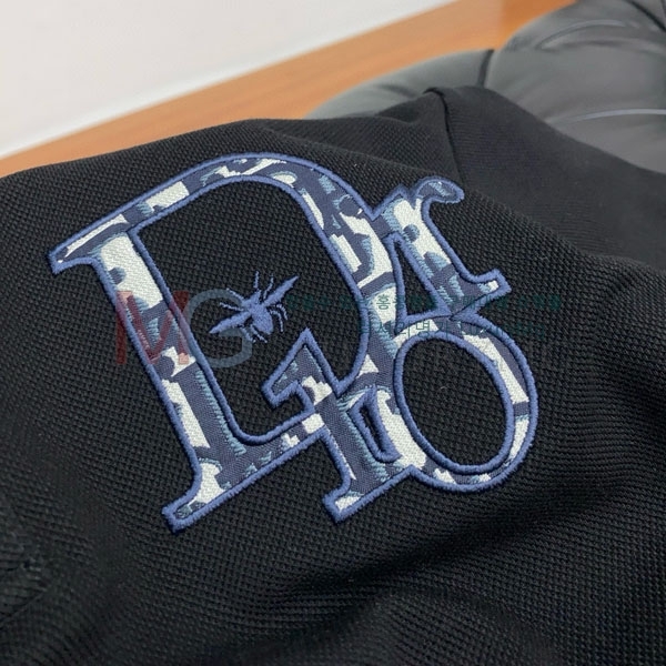   Ƽ DR8880771