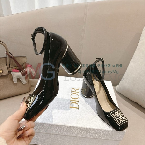     3D2R605521-1