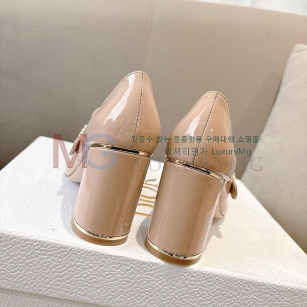     3D2R605522-1