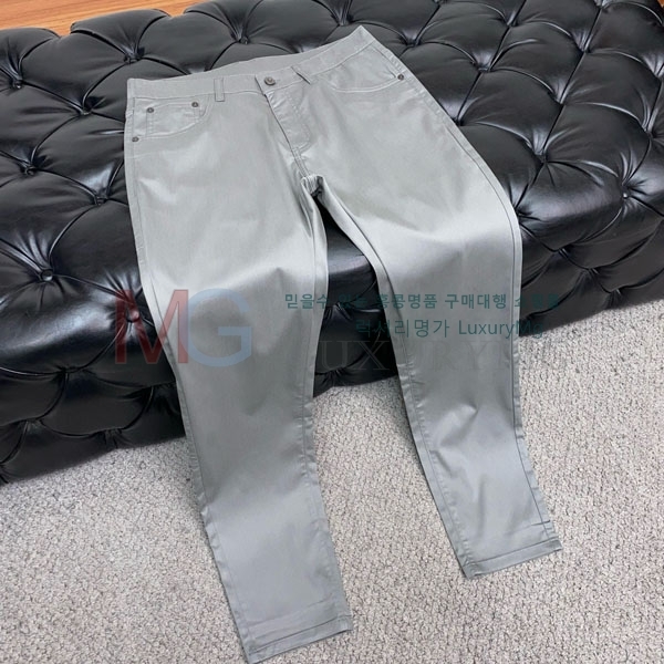    A6690882