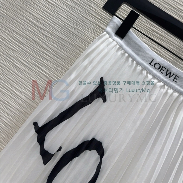  ο  ĿƮ 28LW2532615-3