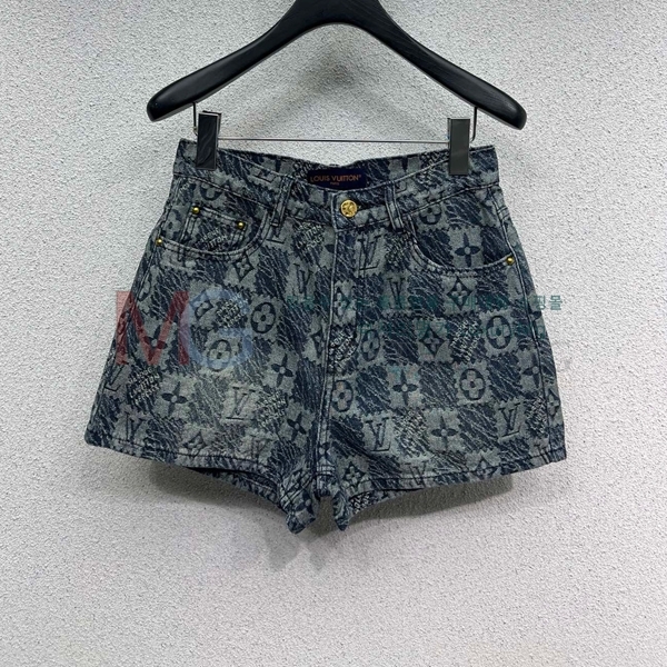  ̺  C6003268