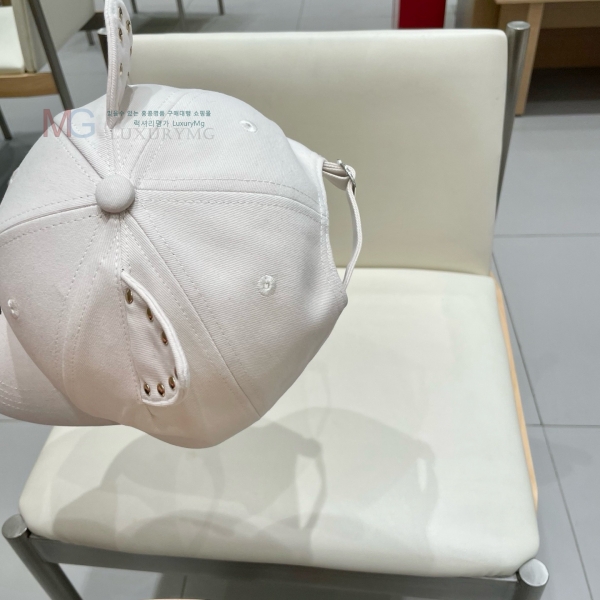   CE1564714290-1