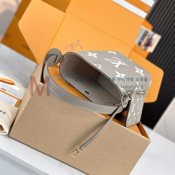 ̺  BB M13045-501