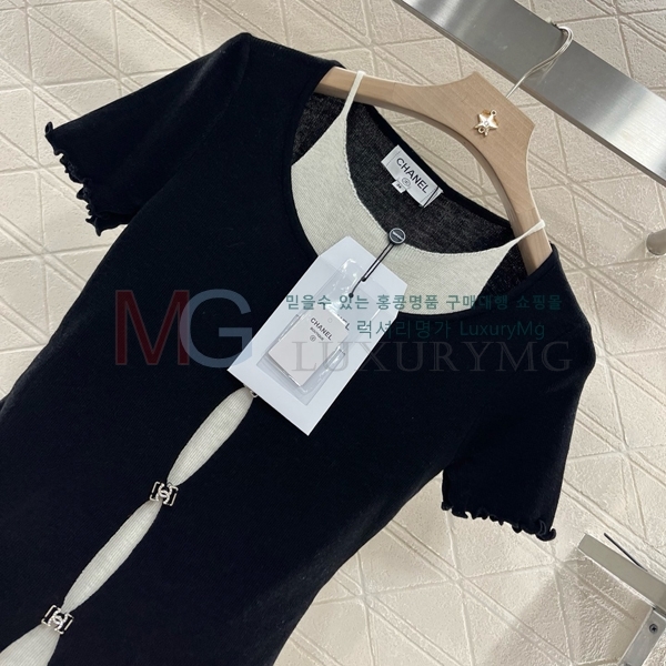  *    CHY432520-4
