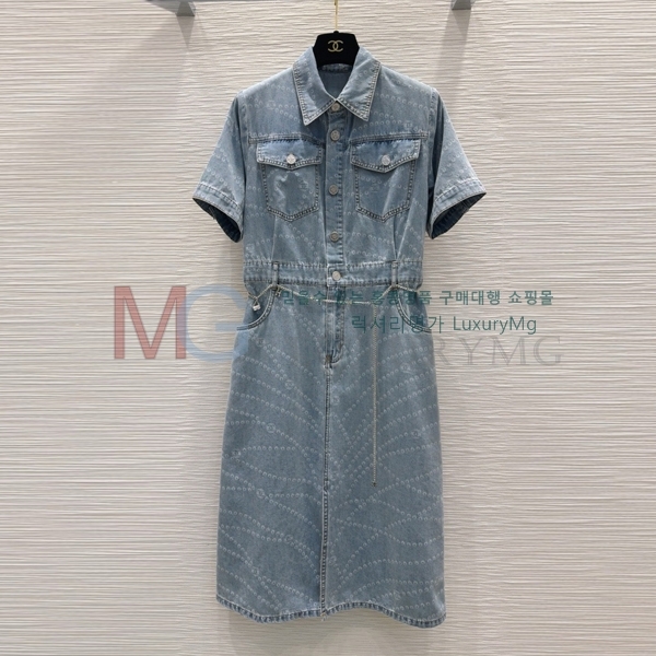  * ǽ CHY425218-1