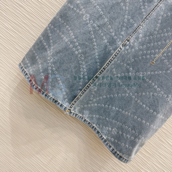  * ǽ CHY425218-1