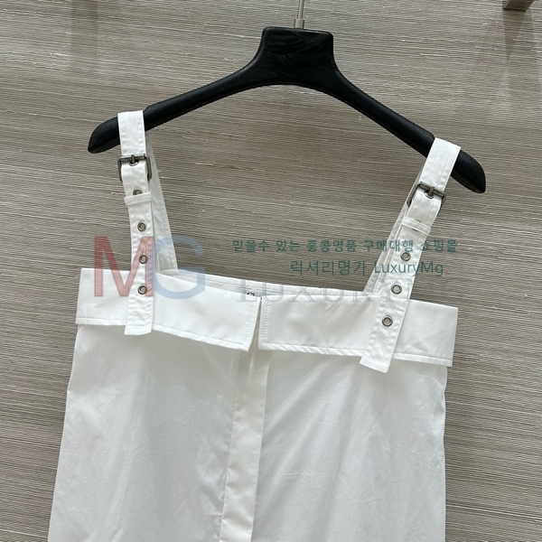     DR4953641-1