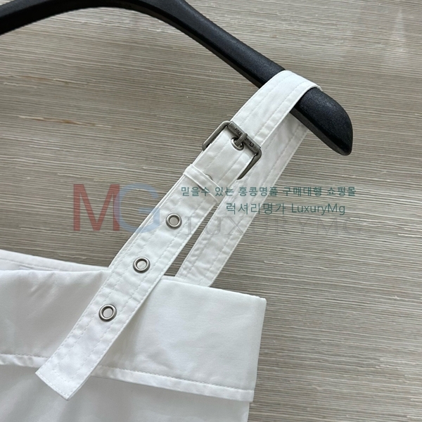     DR4953641-1