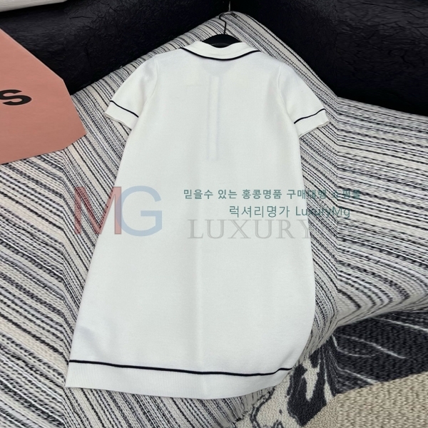   ǽ D2522353