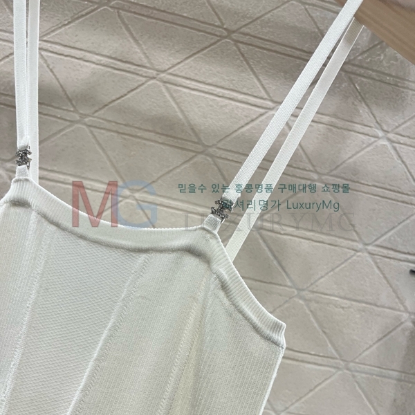  * ǽ CHY425210-5