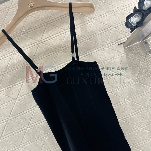  * ǽ CHY425210-6