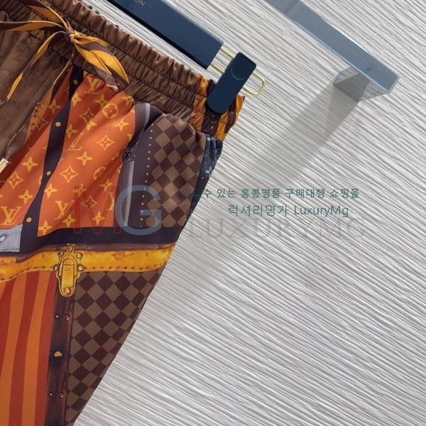  ̺  LV650472