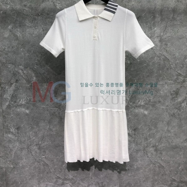   ǽ AG251366-1