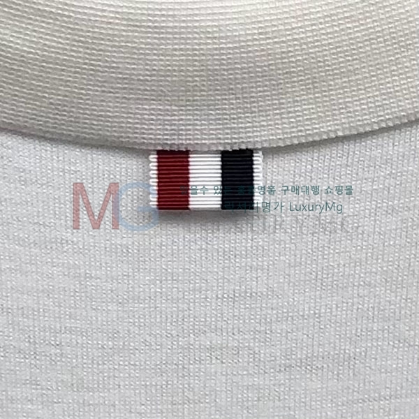   ǽ AG251366-1