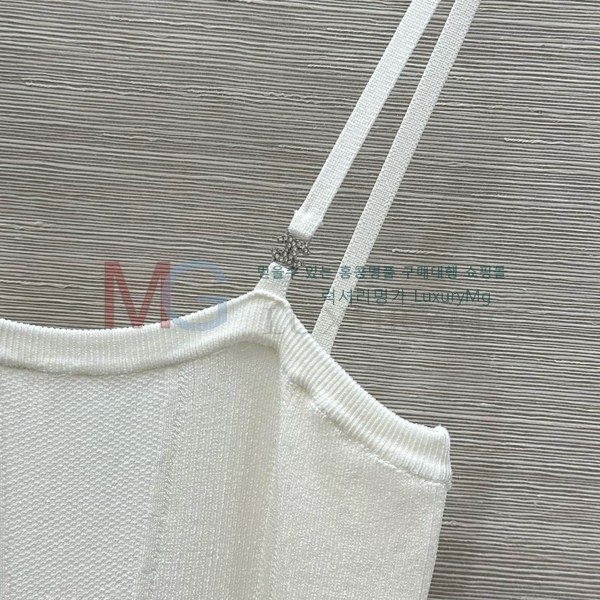  *   ǽ CH4252205-1