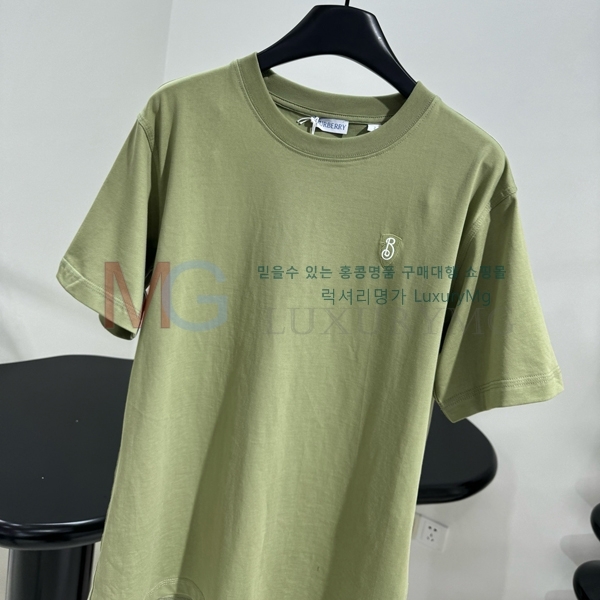    Ƽ BUR64698