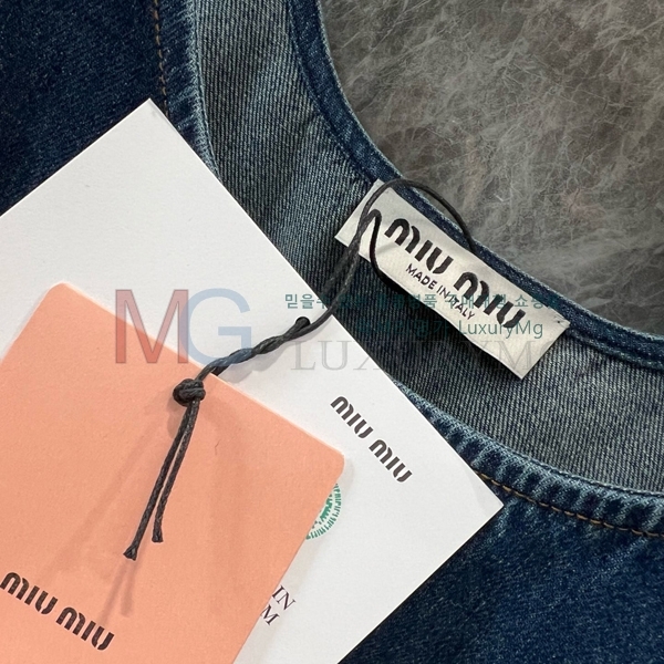  ̿̿ ǽ MU4725553