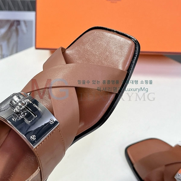 ޽    HE5990336-1