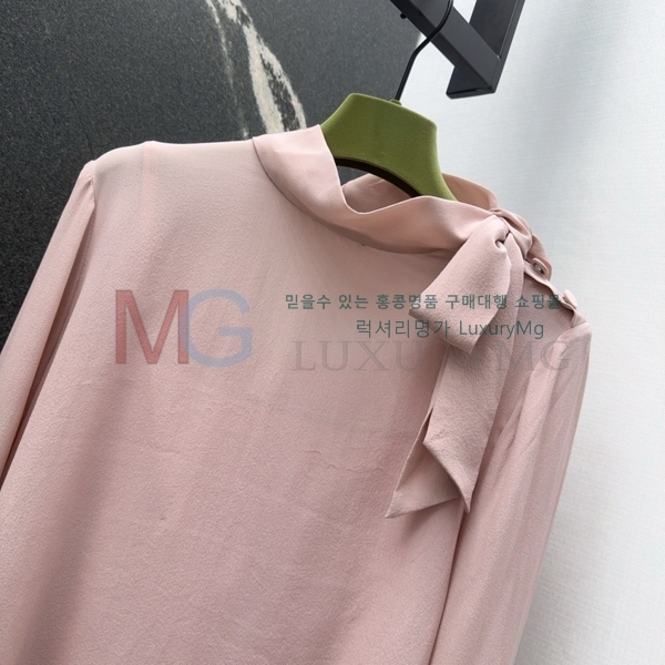    GU696639-2