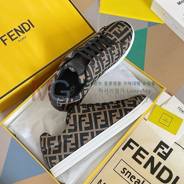   Signature Ŀ FF006813-3