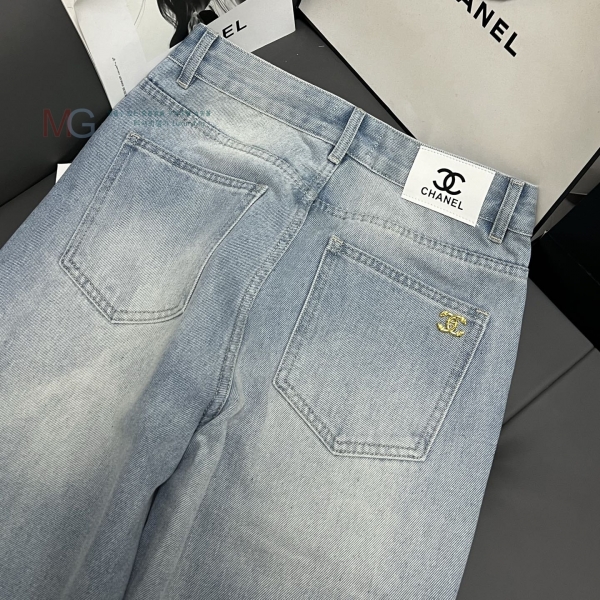  * û CHL418259-2