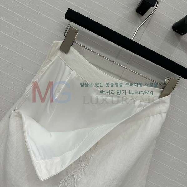  ο ĿƮ CH689175