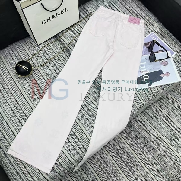  * û CH4186367-1