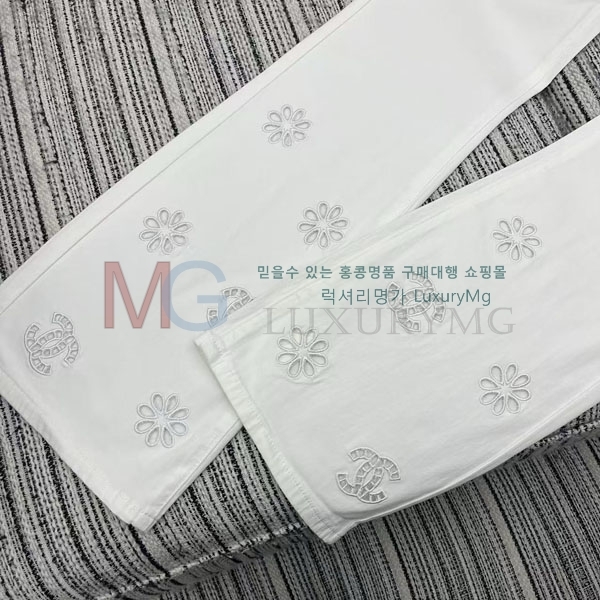  * û CH4186367-2