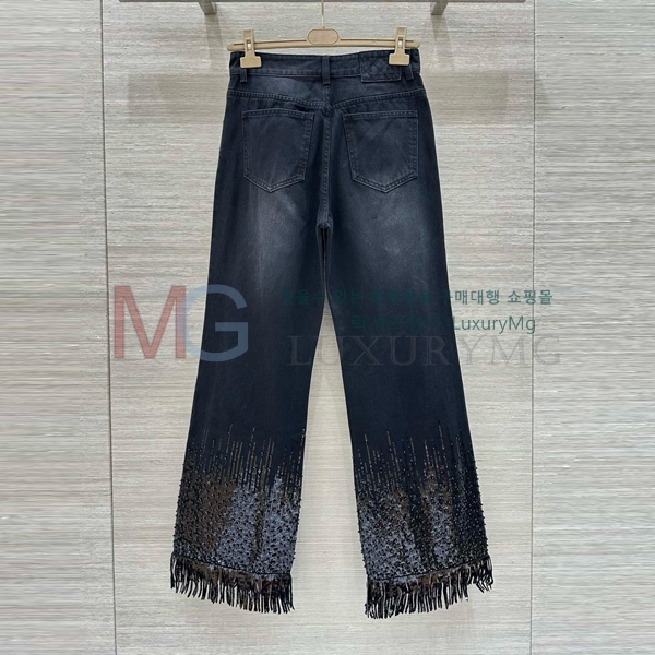  * û CH4186360-2