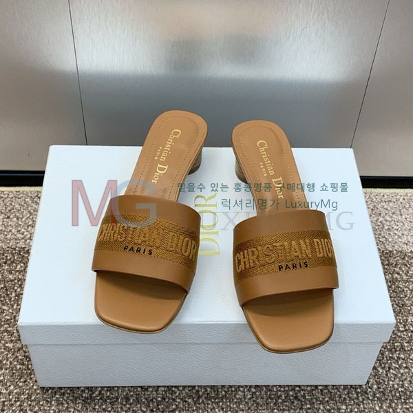     DI657780-4