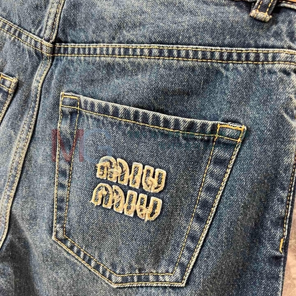  ̿̿  MU2534755