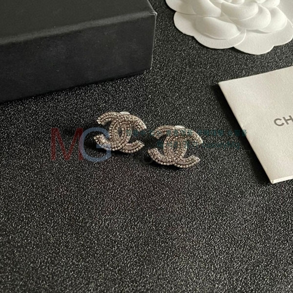 * Ͱ R589038