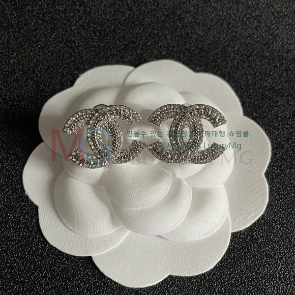 * Ͱ R589038