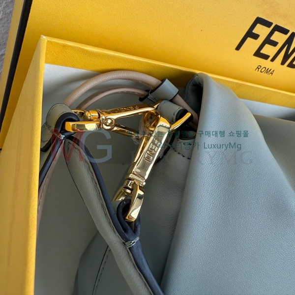    ̵ F8833-5