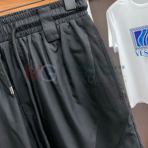   ݹ GV749638-1