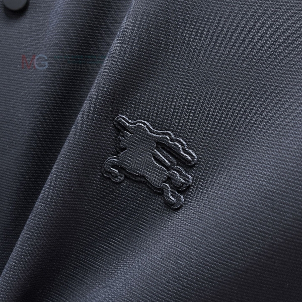   ī  B5911522