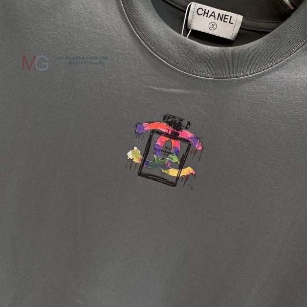  *  Ƽ CH8463872-1